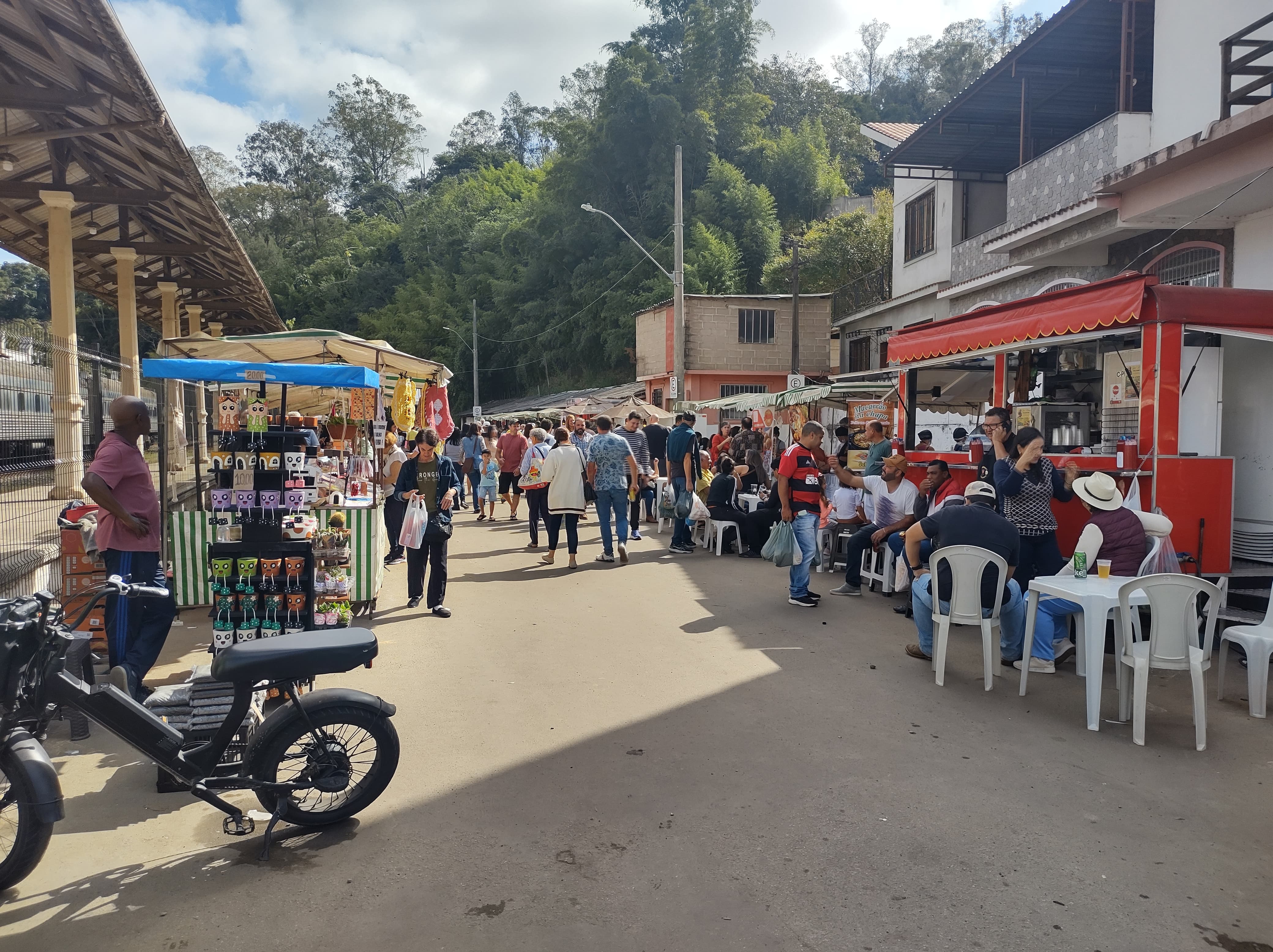 Feira Cultural “Raízes e Sabores da Terra” estreia nesse domingo em Santos Dumont
